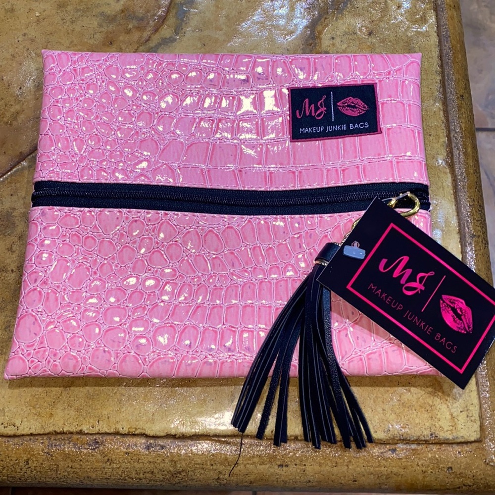 Makeup junkie bags